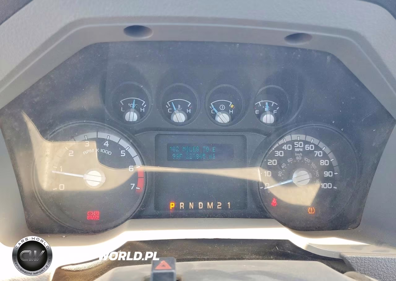 2013 Ford F250 Super Duty VIN:1FTBF2A60DEA05634 - 9