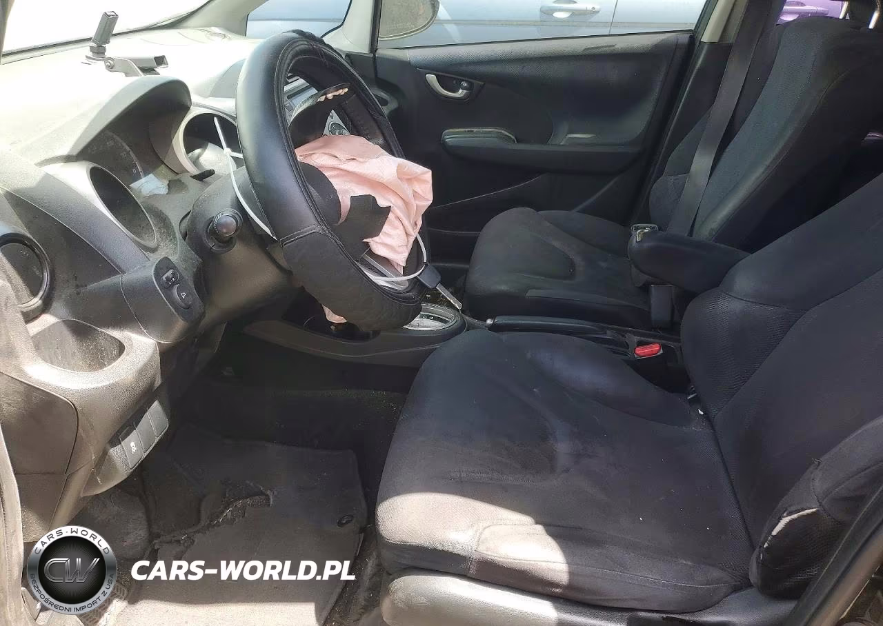 2011 Honda Fit Sport VIN:JHMGE8H52BC006266 - 7