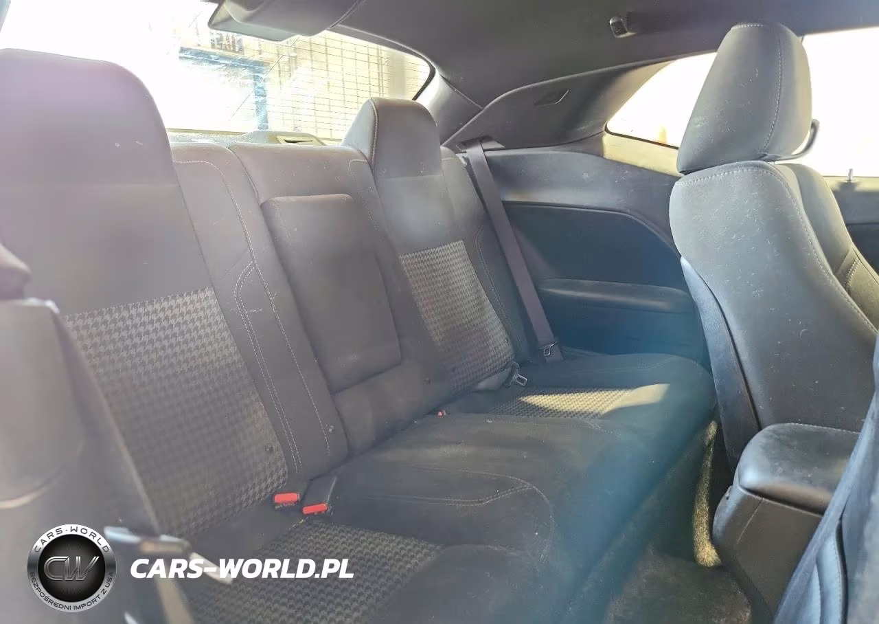 2019 Dodge Challenger Sxt VIN:2C3CDZGG8KH684694 - 10