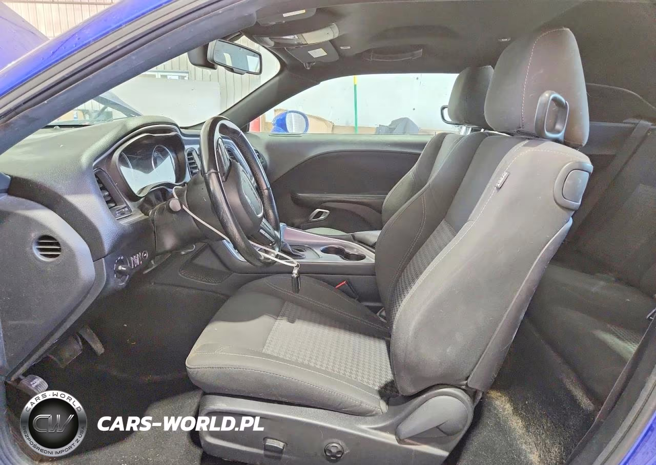 2019 Dodge Challenger Sxt VIN:2C3CDZGG8KH684694 - 7