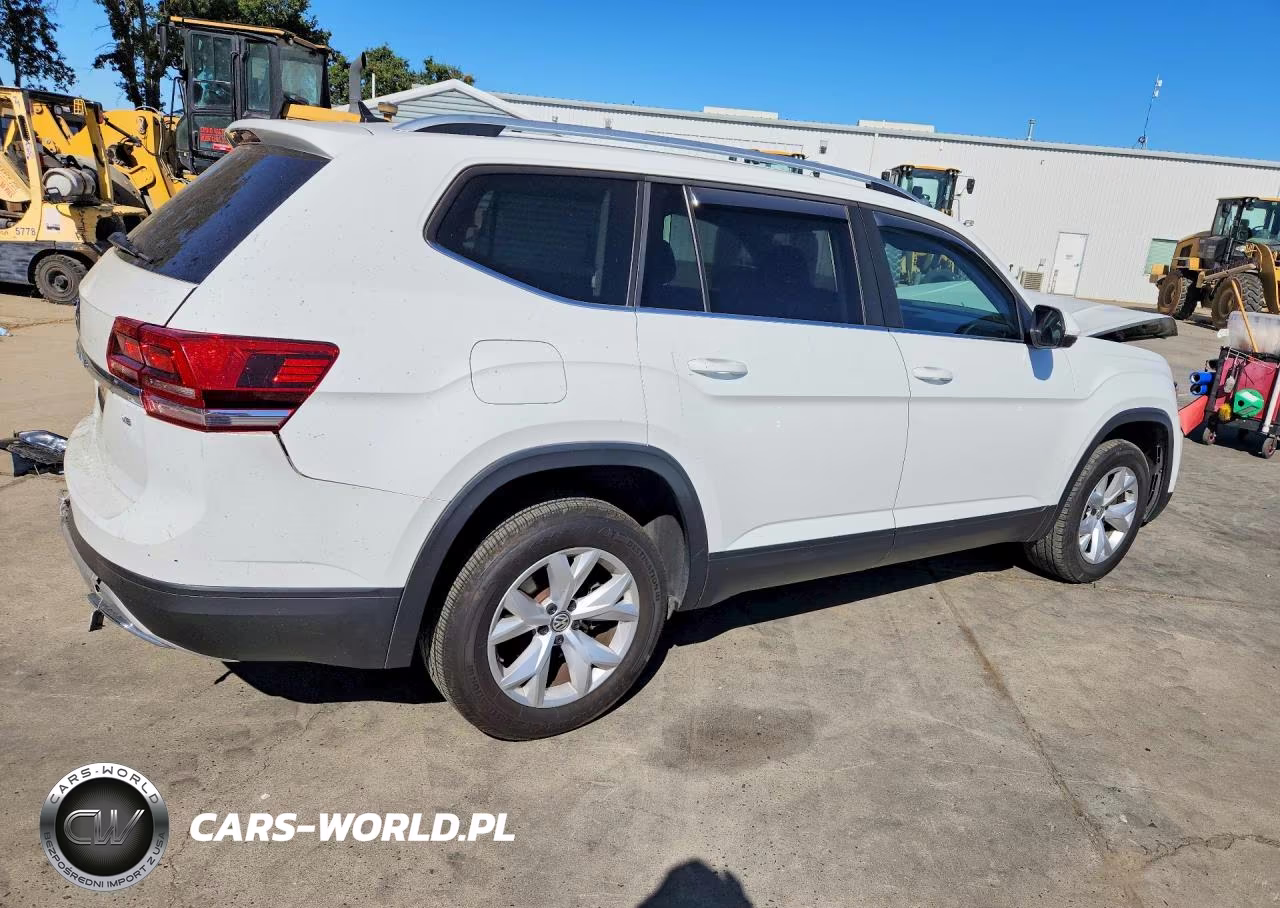 2018 Volkswagen Atlas Se VIN:1V2CR2CA4JC563537 - 3