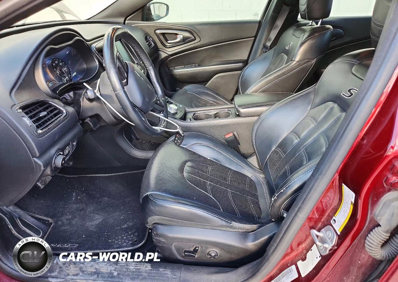 2015 Chrysler 200 S VIN:1C3CCCDGXFN690823 - 7