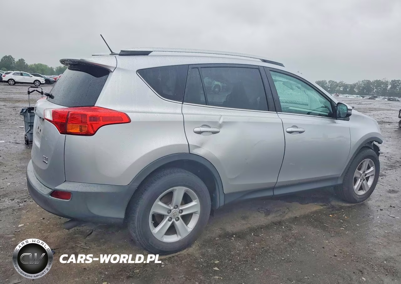 2014 Toyota Rav4 Xle VIN:2T3RFREV2EW170815 - 3