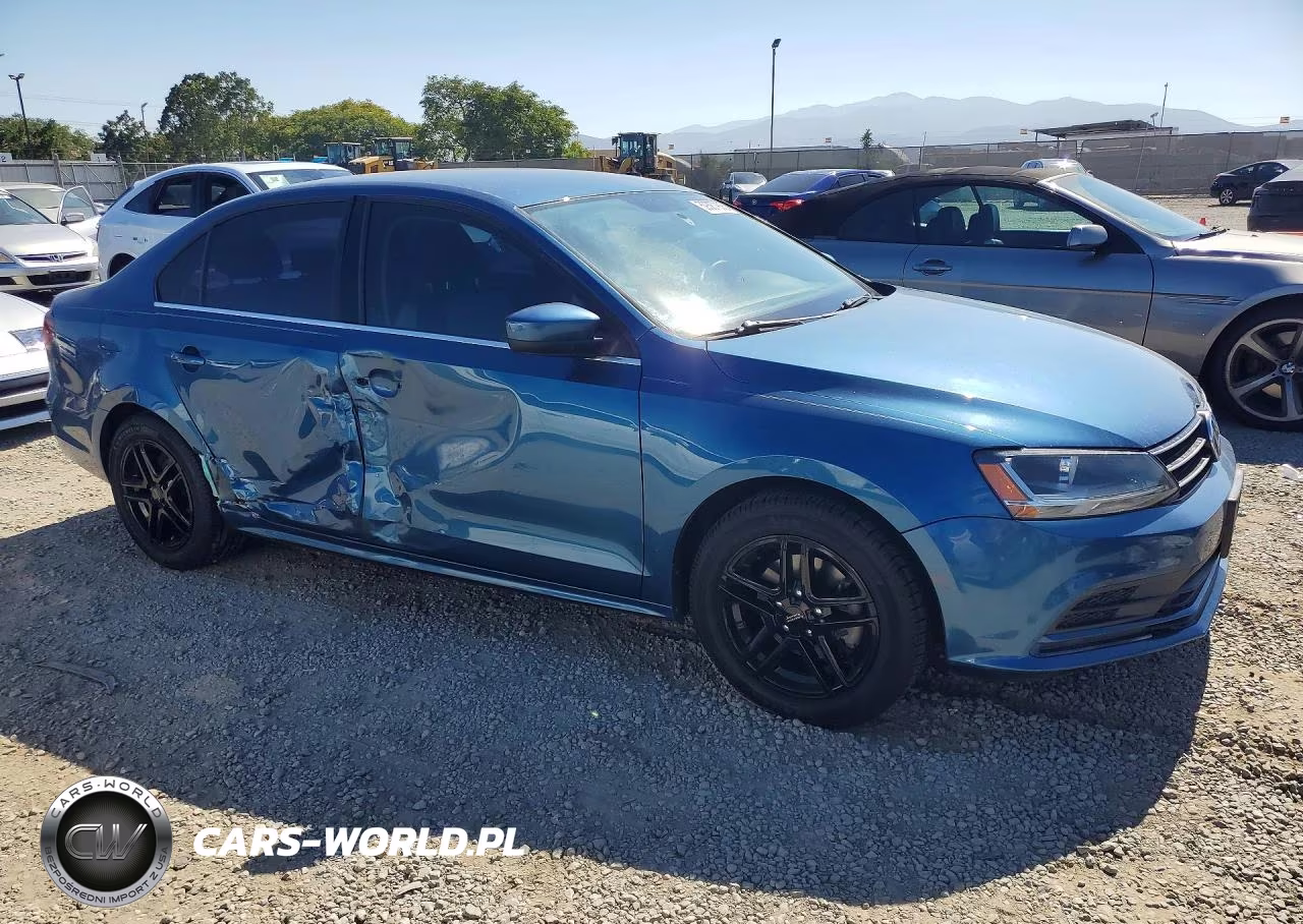 2017 Volkswagen Jetta S VIN:3VW2B7AJ1HM373704 - 4