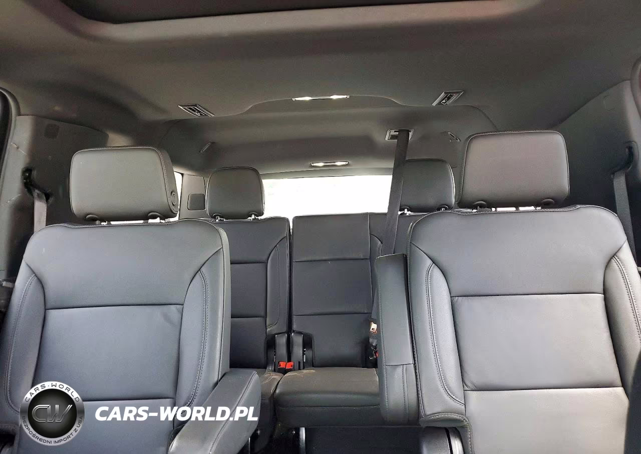 2024 Chevrolet Suburban K1500 Z71 VIN:1GNSKDKD0RR121458 - 10