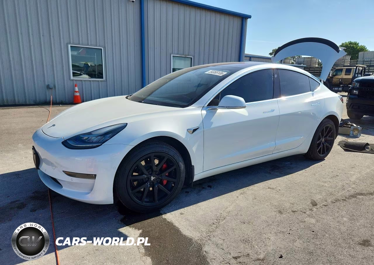 2018 Tesla Model 3 – zdjęcie 1 z 13