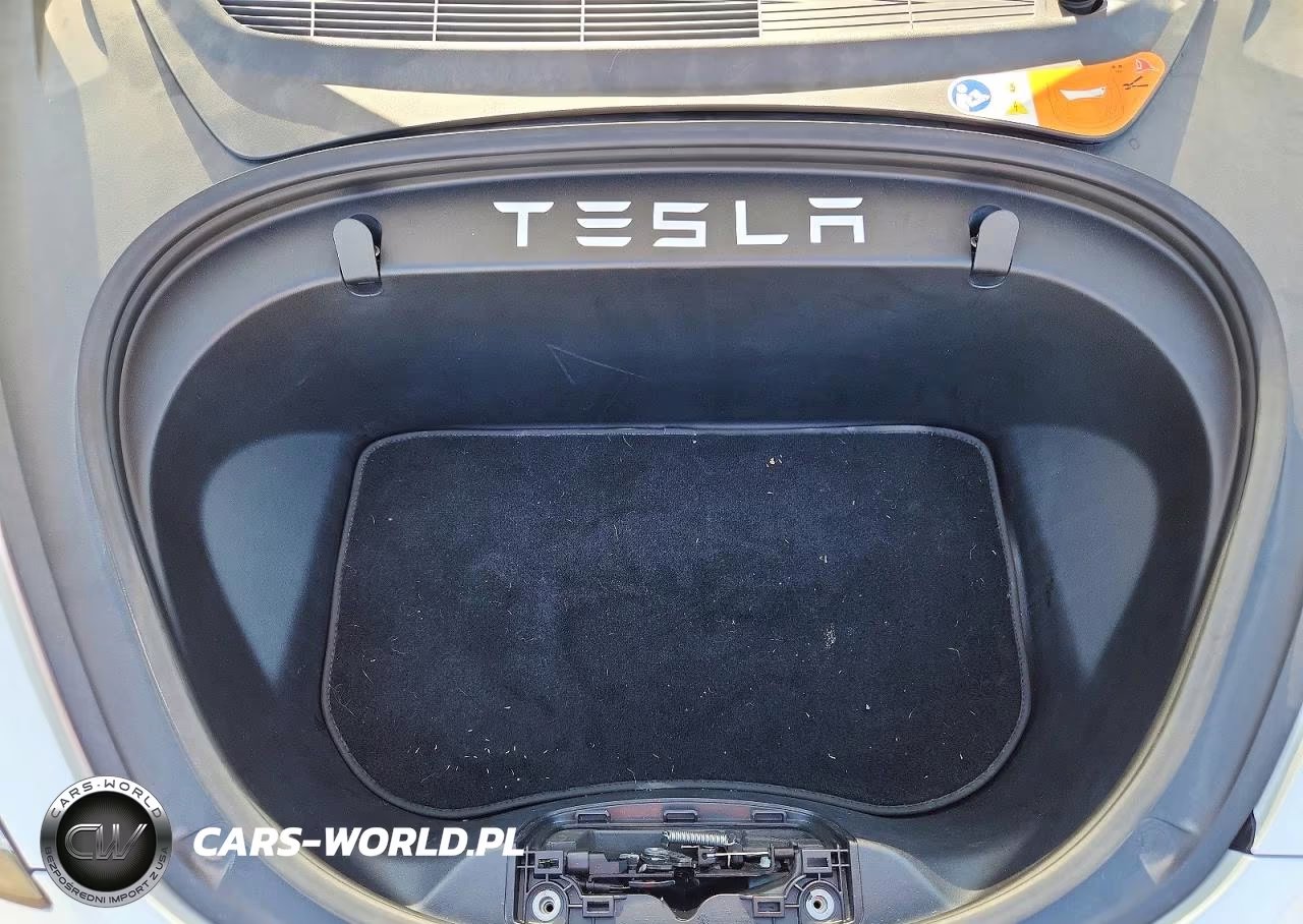2018 Tesla Model 3 VIN:5YJ3E1EA0JF005689 - 11