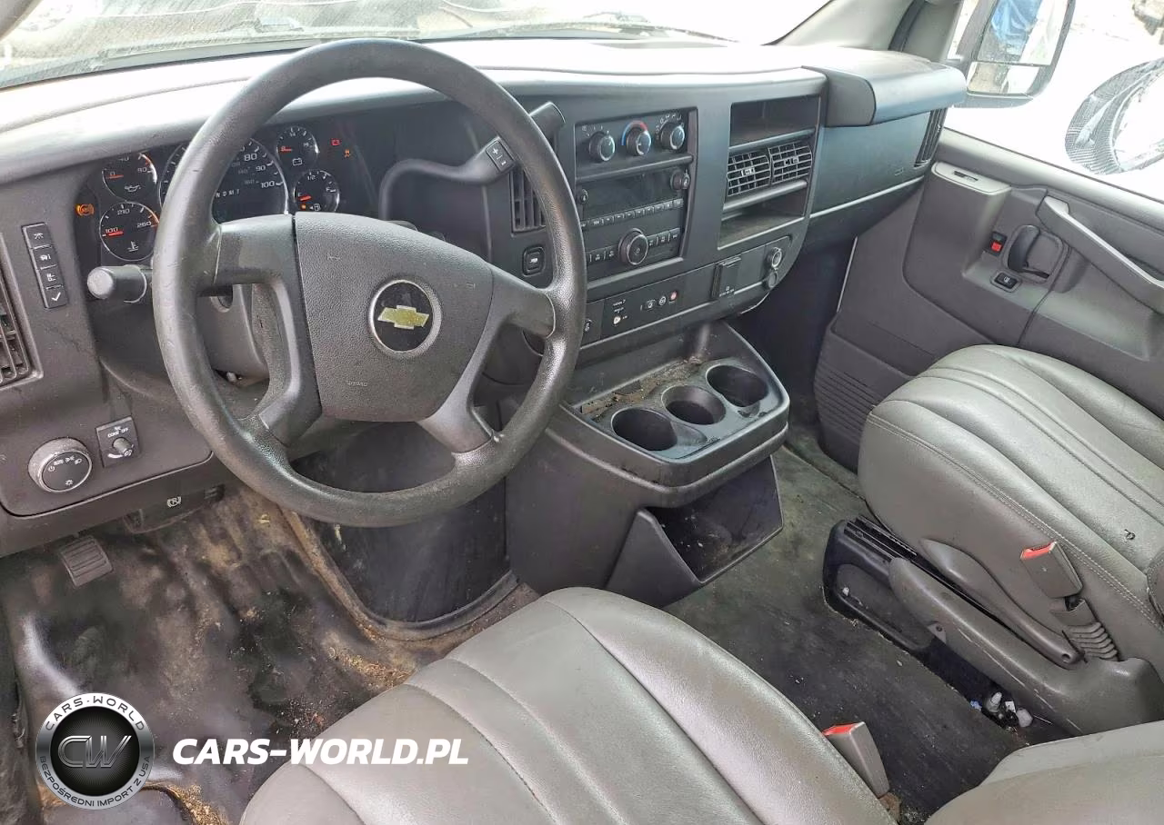 2018 Chevrolet Express 2500 Cargo Ext Delivery Van VIN:1GCWGBFP0J1265552 - 8