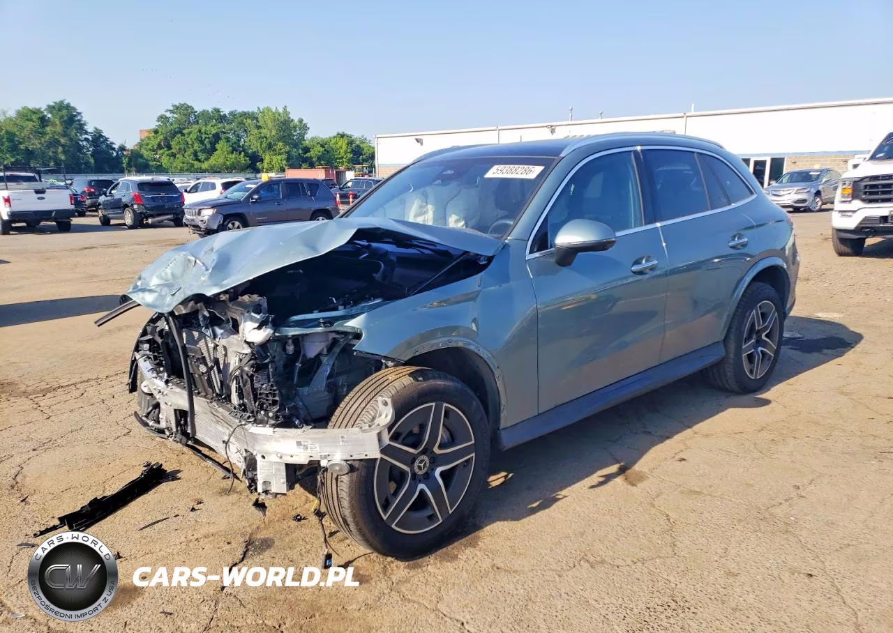 2026 Mercedes-Benz Glc 300 4Matic – zdjęcie 1 z 13