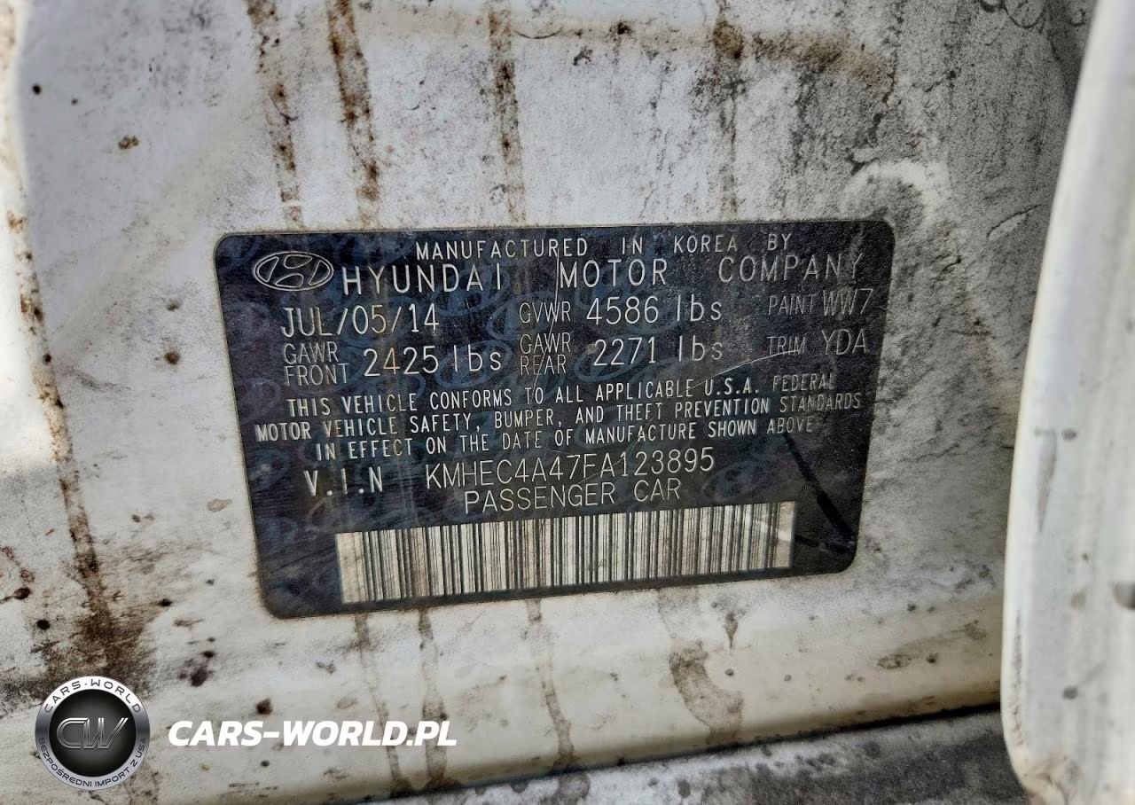 2015 Hyundai Sonata Hybrid Base VIN:KMHEC4A47FA123895 - 12