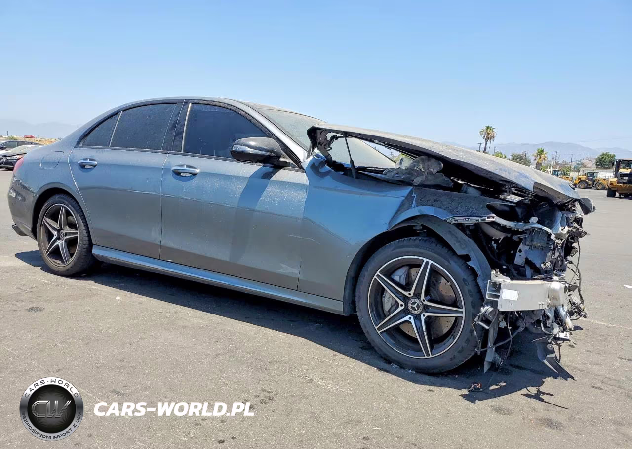 2019 Mercedes-Benz E 300 4Matic VIN:WDDZF4KB3KA627502 - 4