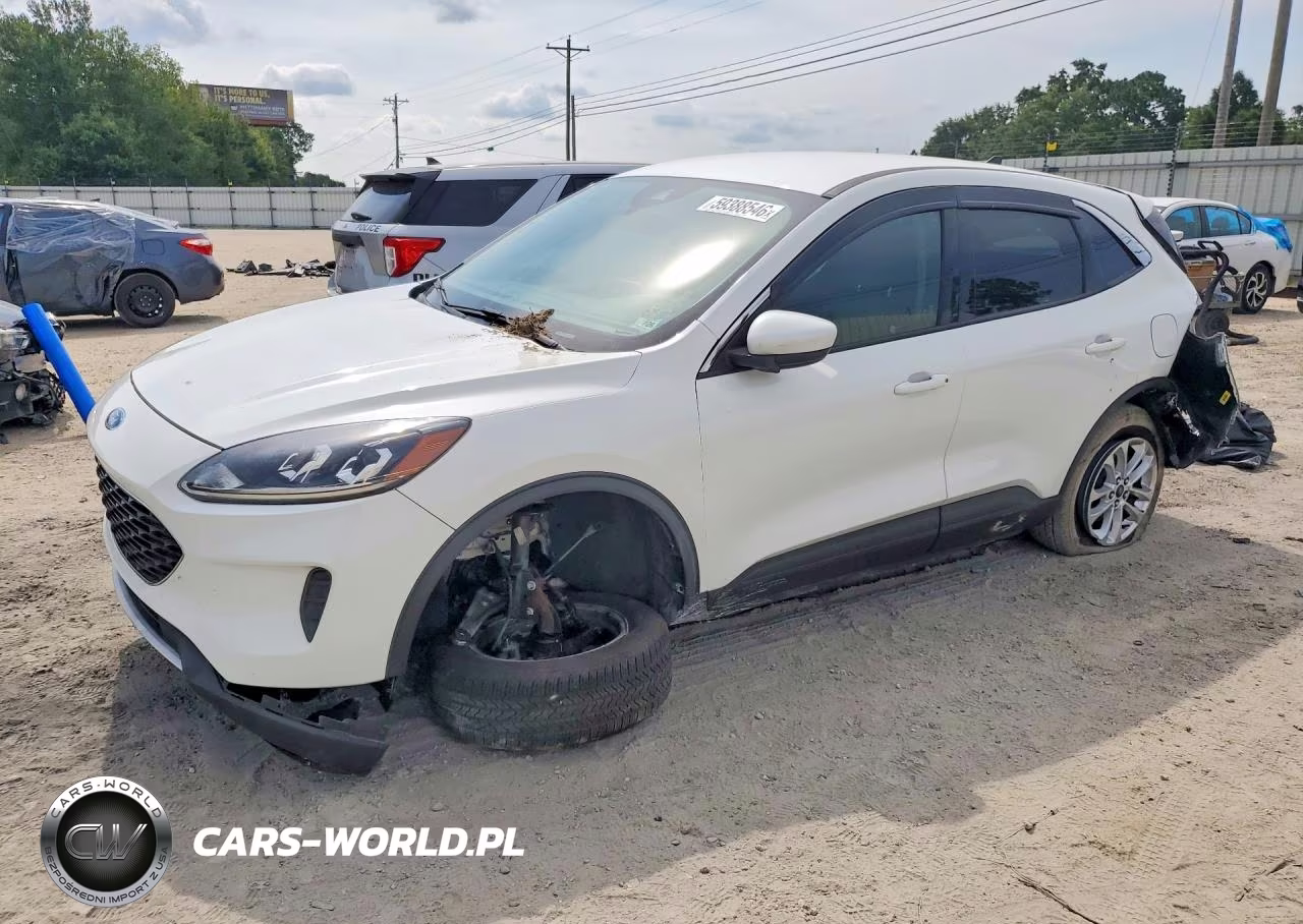 2020 Ford Escape Se