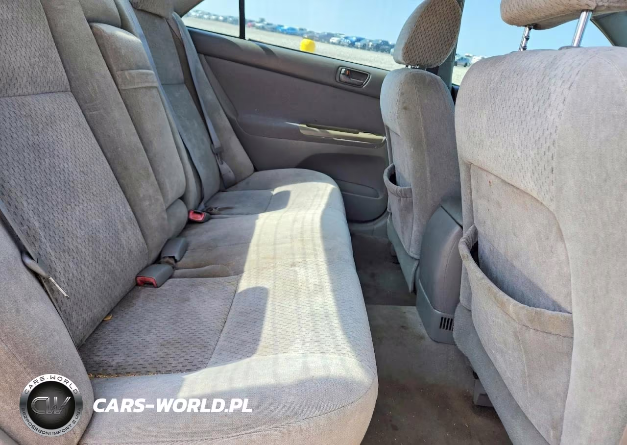 2004 Toyota Camry Le VIN:4T1BE32K54U847486 - 10