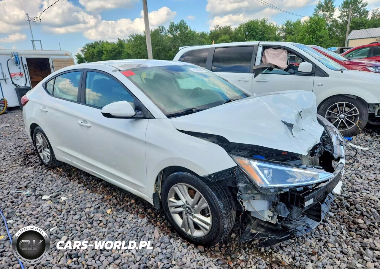 2019 Hyundai Elantra Sel VIN:5NPD84LF9KH455291 - 4