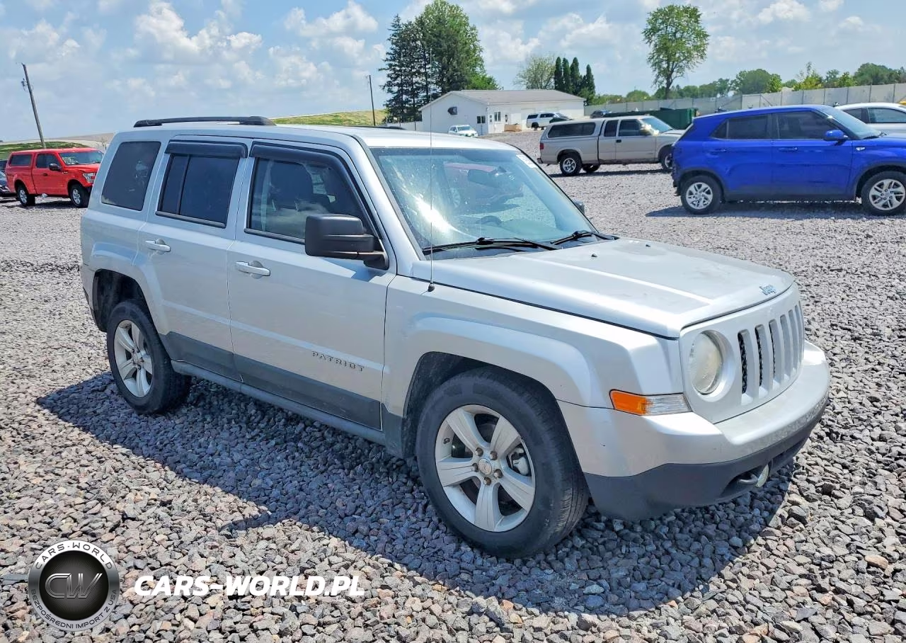 2011 Jeep Patriot Sport VIN:1J4NF1GBXBD183138 - 4