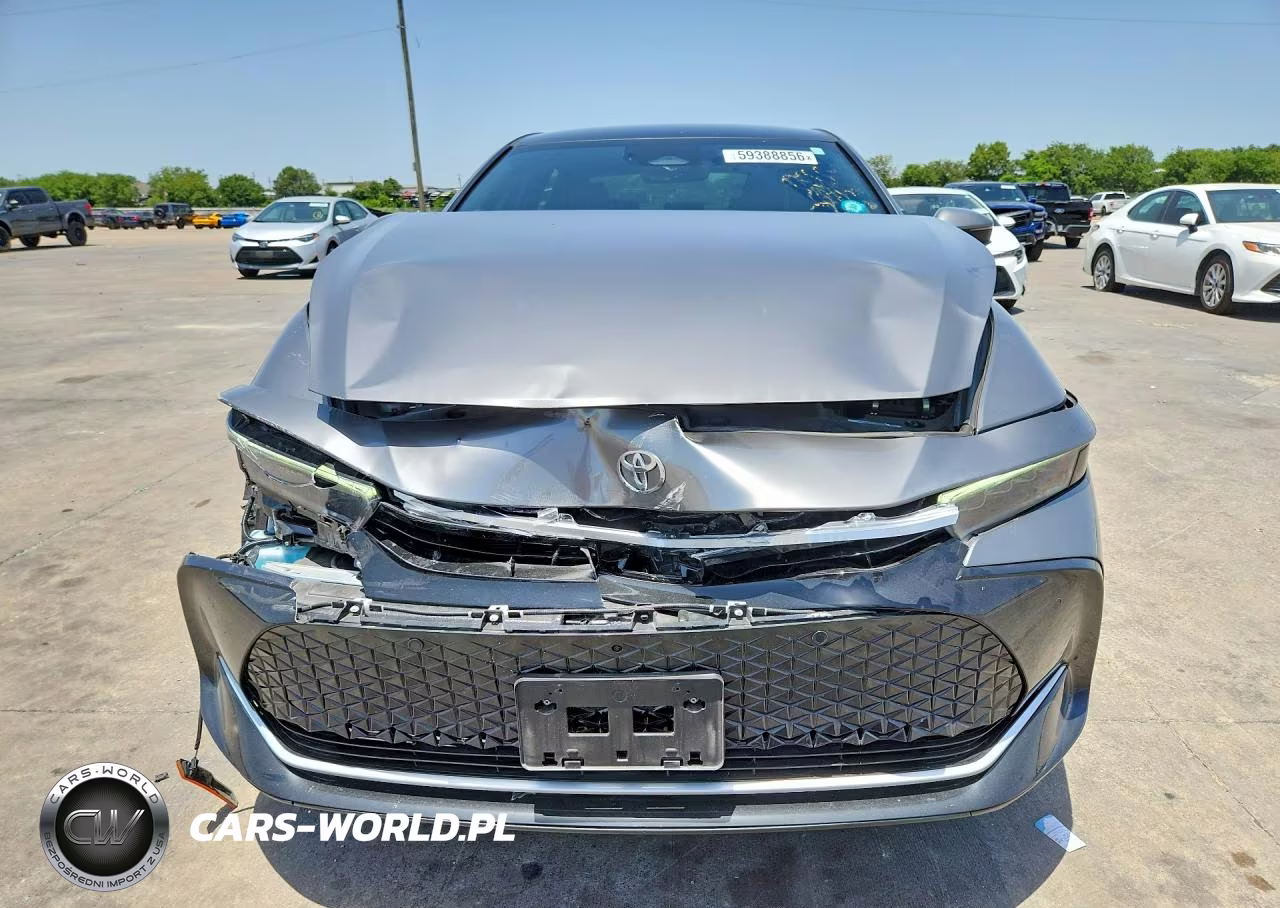 2024 Toyota Crown Platinum VIN:JTDAFAAF7R3008426 - 5