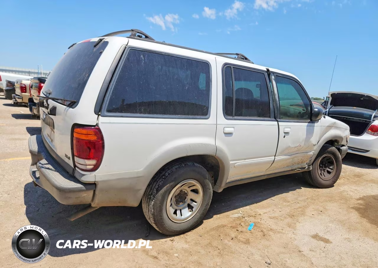 1999 Ford Explorer VIN:1FMZU34X0XZB40023 - 3