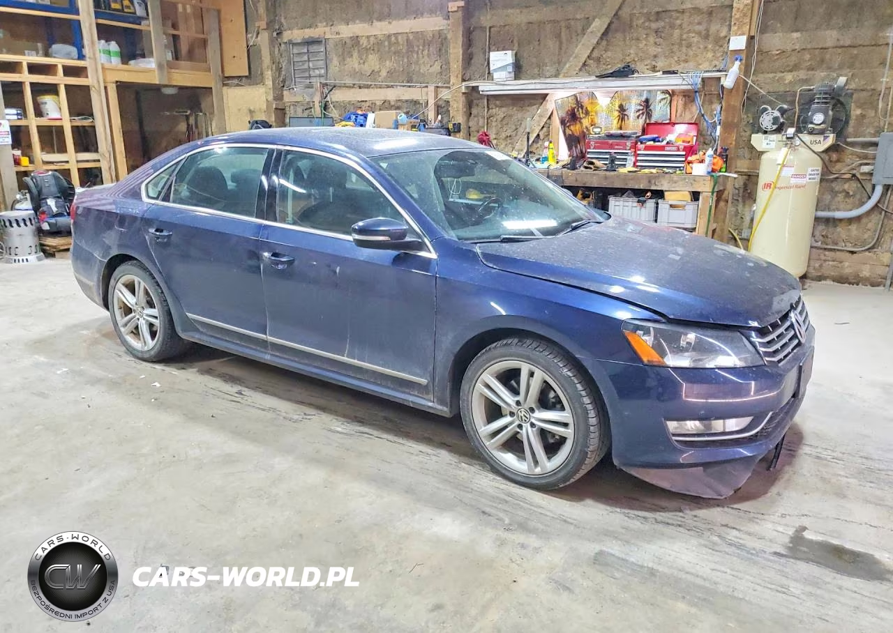 2014 Volkswagen Passat Sel VIN:1VWCN7A33EC056145 - 4
