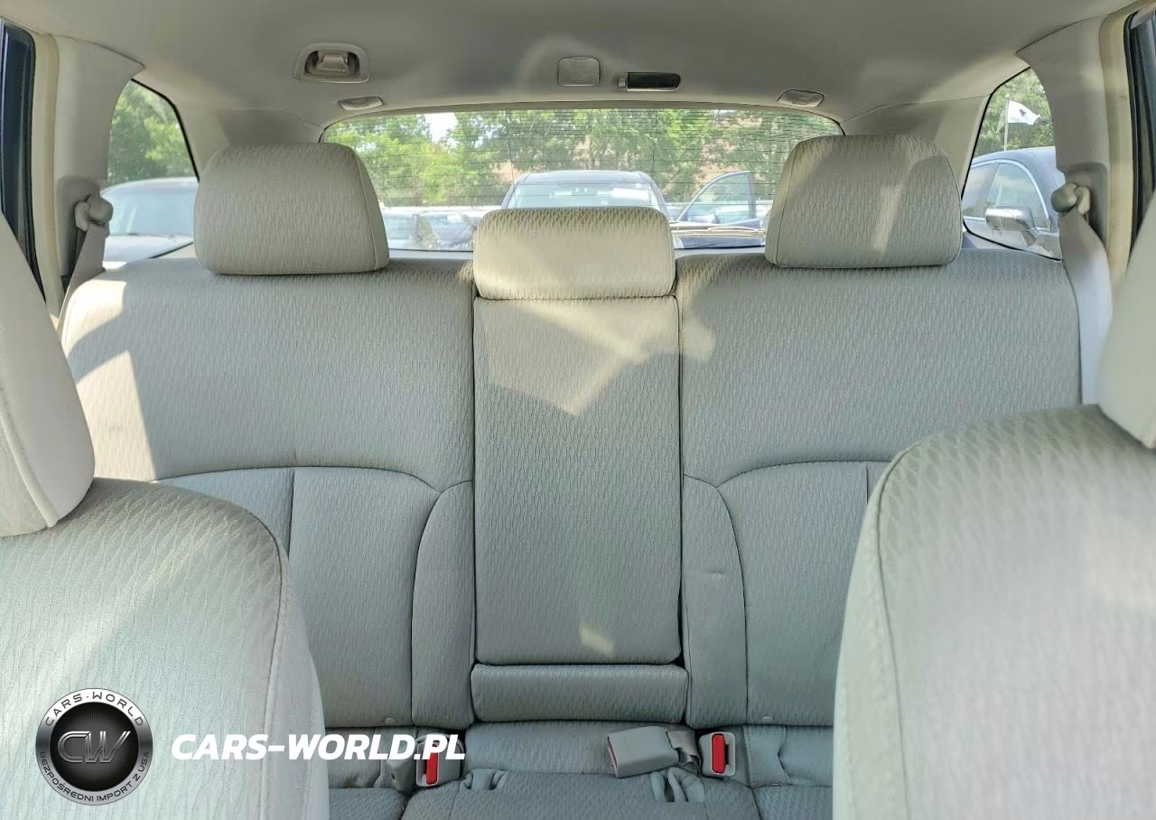 2010 Subaru Outback 2.5I Premium VIN:4S4BRBCC7A3374228 - 10