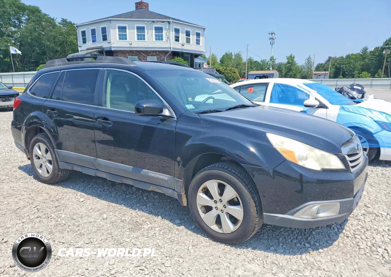 2010 Subaru Outback 2.5I Premium VIN:4S4BRBCC7A3374228 - 4