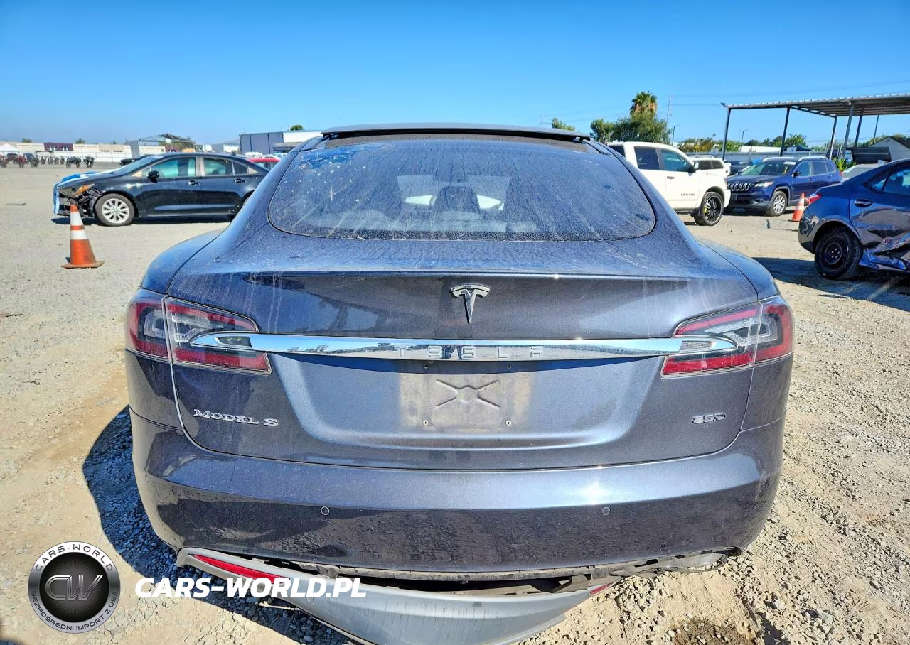 2015 Tesla Model S VIN:5YJSA1E25FF119128 - 6