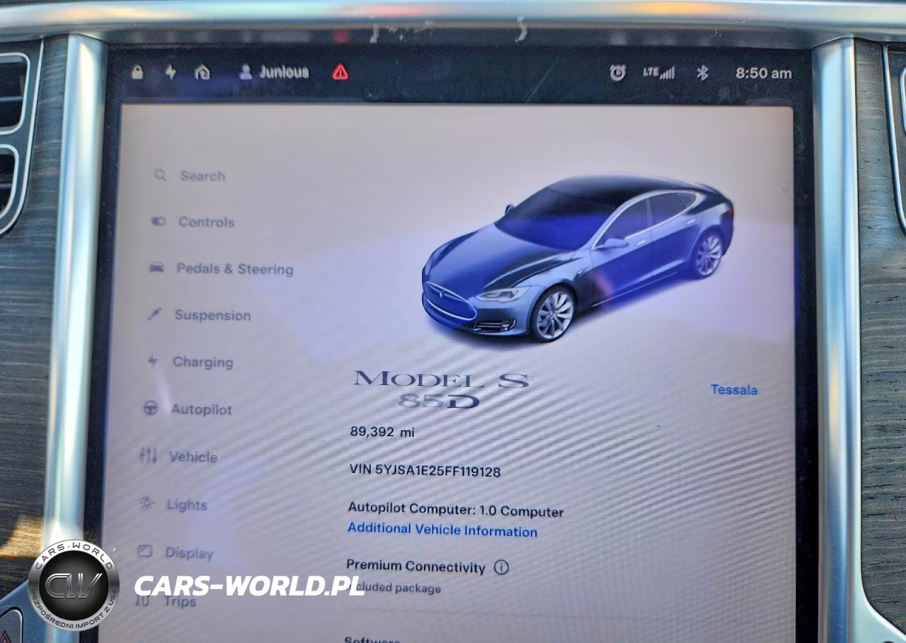 2015 Tesla Model S VIN:5YJSA1E25FF119128 - 9