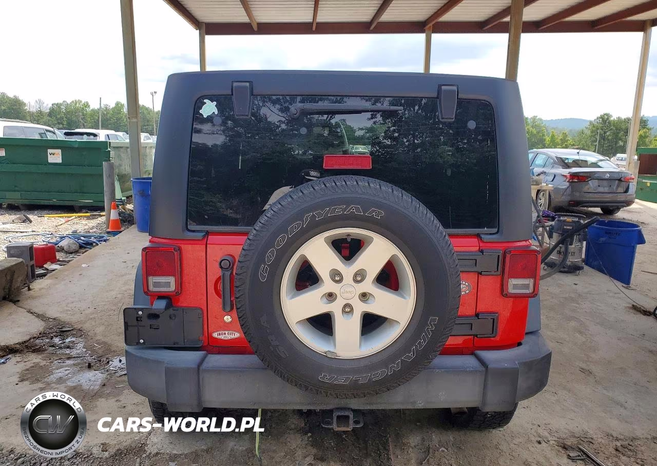 2016 Jeep Wrangler Unlimited Sport VIN:1C4BJWDG5GL327356 - 6