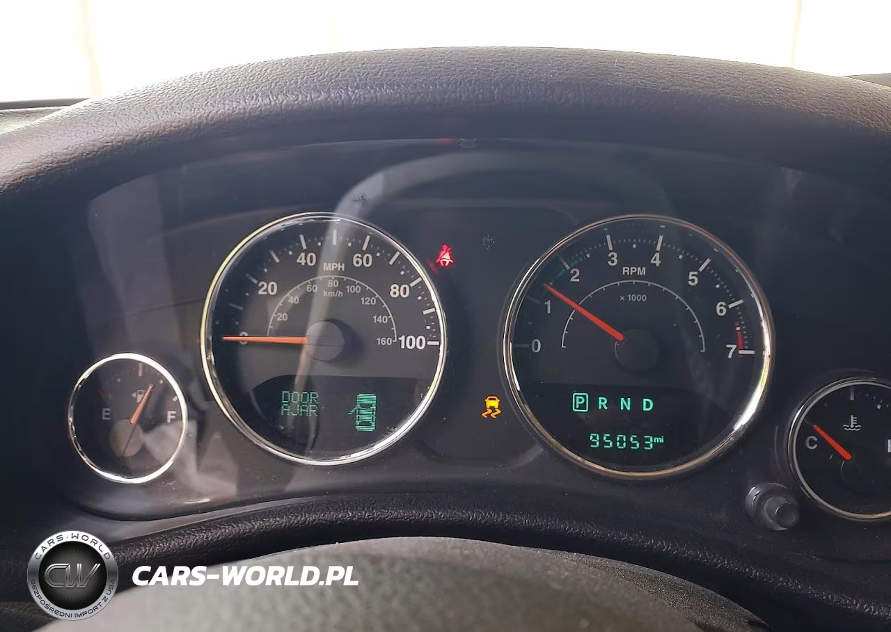 2016 Jeep Wrangler Unlimited Sport VIN:1C4BJWDG5GL327356 - 9