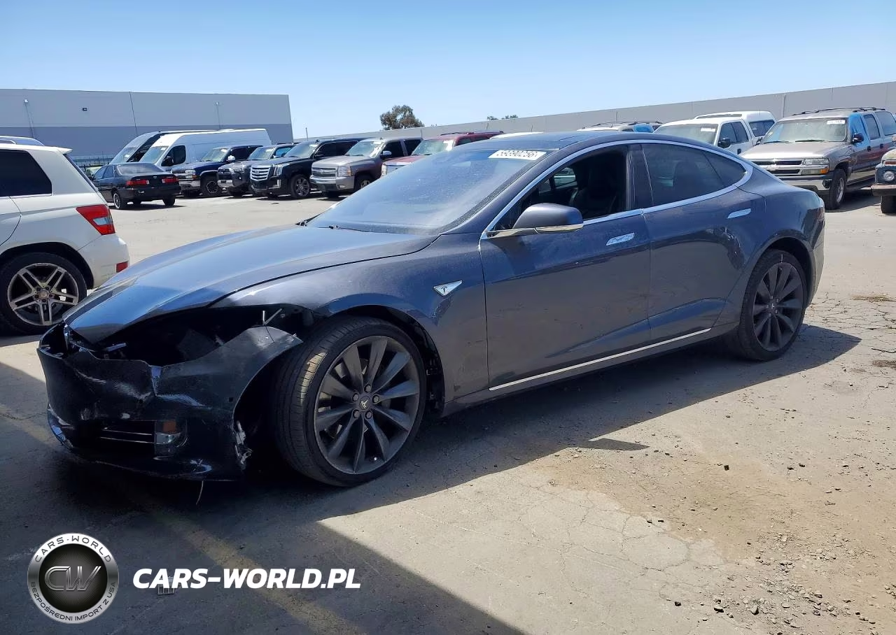 2016 Tesla Model S – zdjęcie 1 z 12