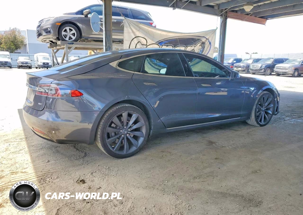 2016 Tesla Model S VIN:5YJSA1E26GF143794 - 3