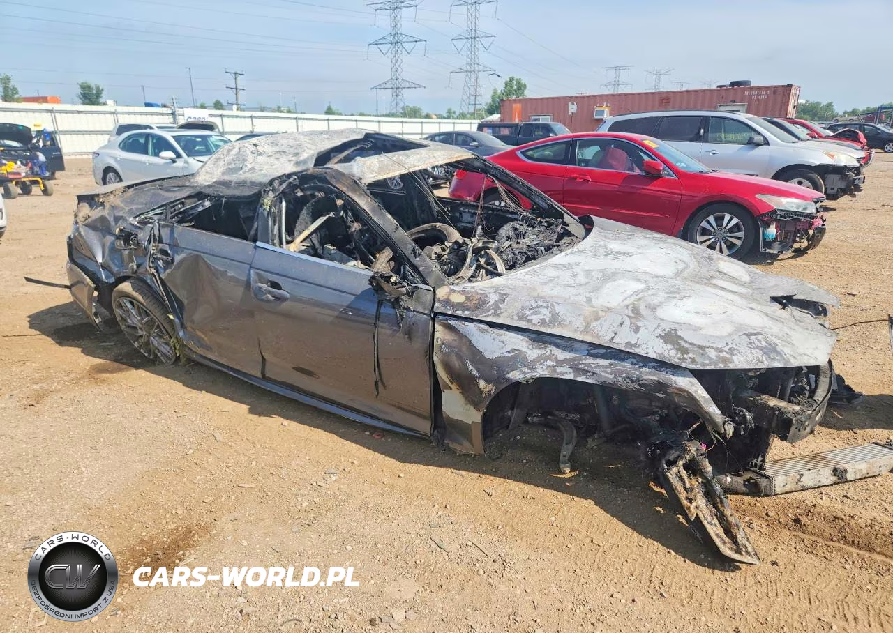 2018 Audi A4 Premium Plus VIN:WAUPNAF41JA204119 - 4
