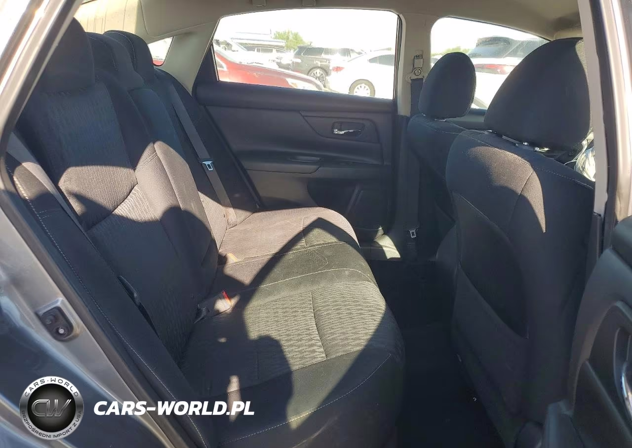 2018 Nissan Altima 2.5 S VIN:1N4AL3AP4JC220269 - 10