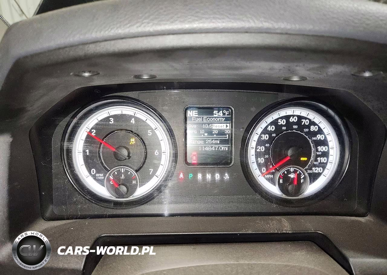2015 Ram 1500 St VIN:3C6RR7KTXFG660880 - 9