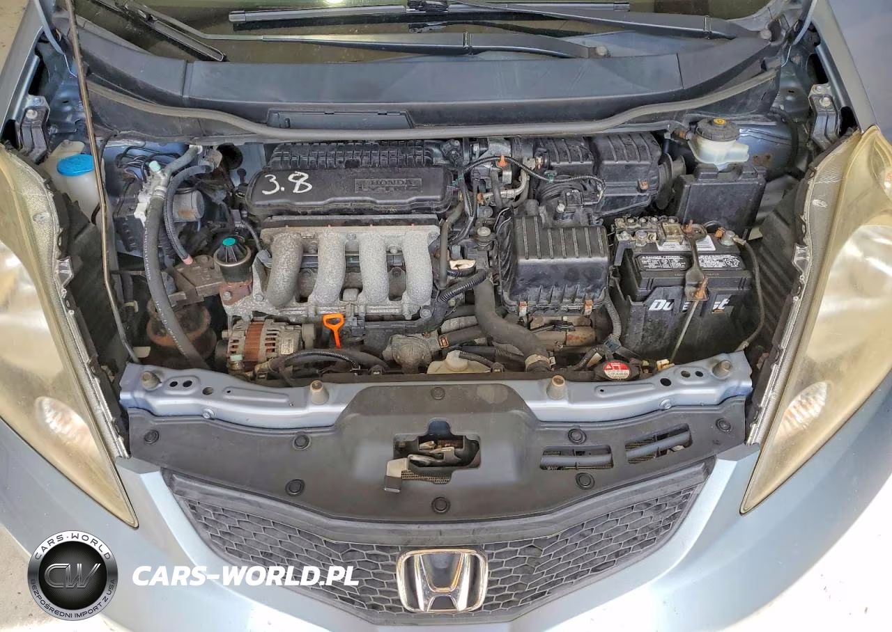 2011 Honda Fit VIN:JHMGE8H37BC012420 - 11