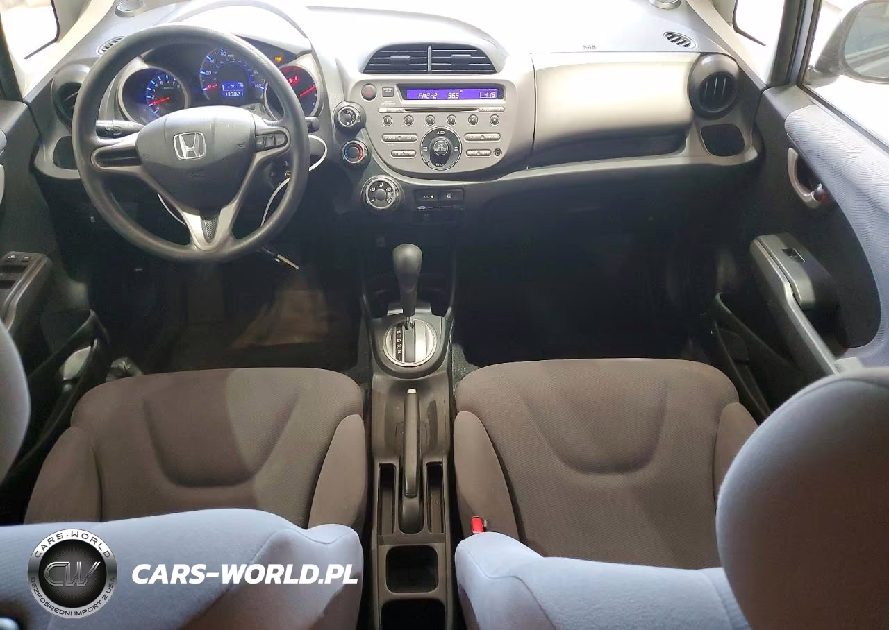 2011 Honda Fit VIN:JHMGE8H37BC012420 - 8