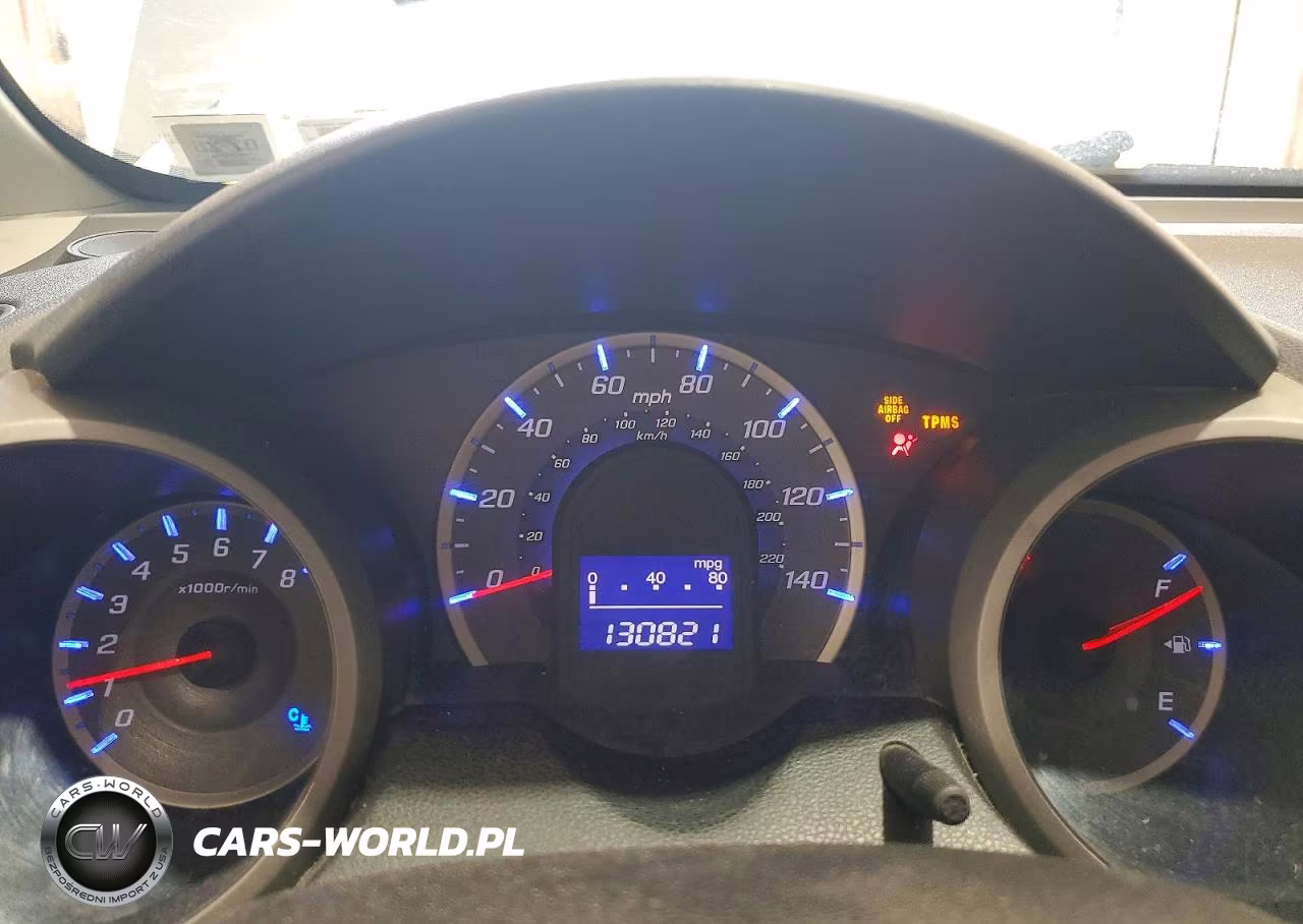 2011 Honda Fit VIN:JHMGE8H37BC012420 - 9