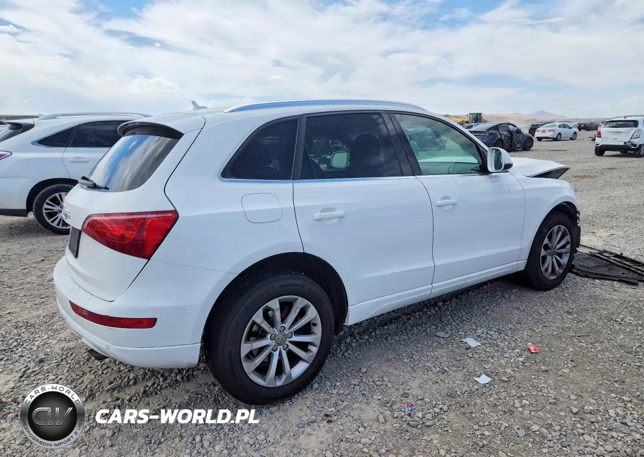 2011 Audi Q5 Premium Plus VIN:WA1LFAFP6BA100018 - 3
