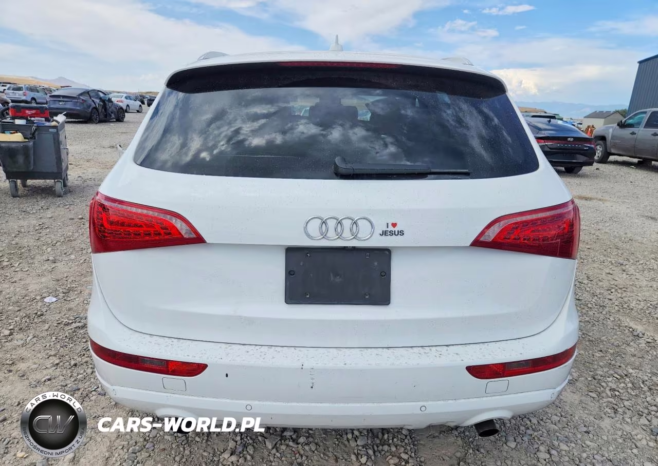 2011 Audi Q5 Premium Plus VIN:WA1LFAFP6BA100018 - 6