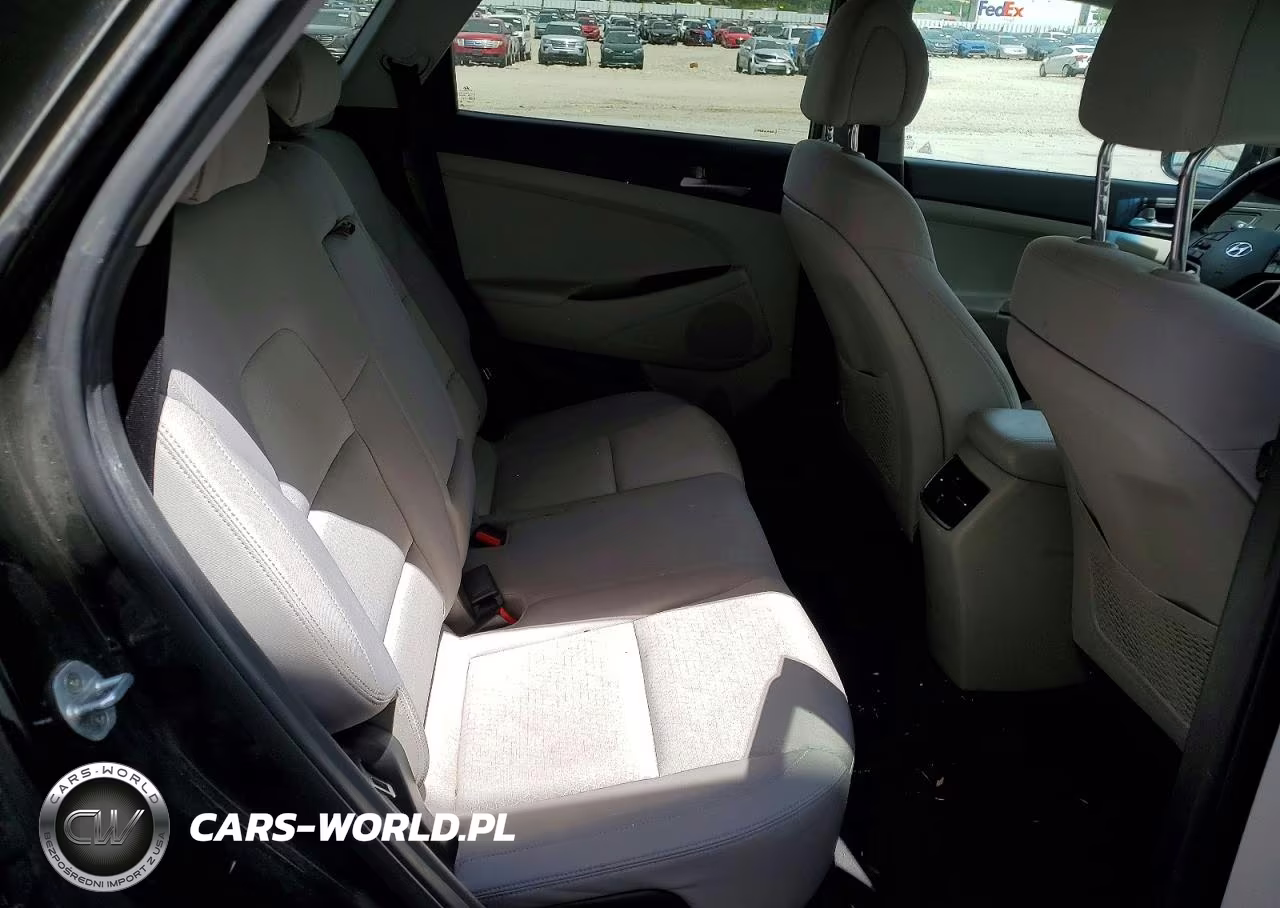 2017 Hyundai Tucson Sport VIN:KM8J3CA27HU274339 - 10
