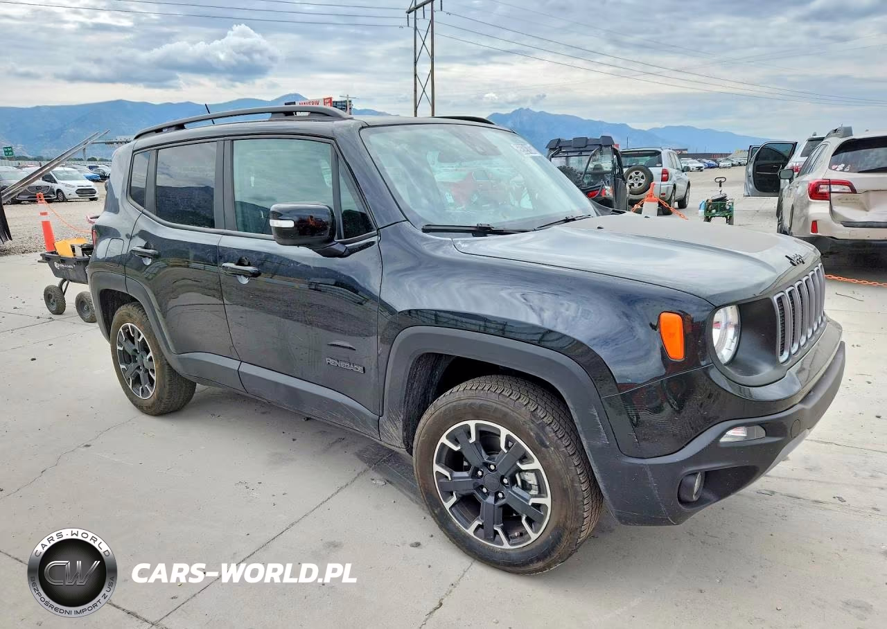 2023 Jeep Renegade Latitude VIN:ZACNJDB19PPP36047 - 4