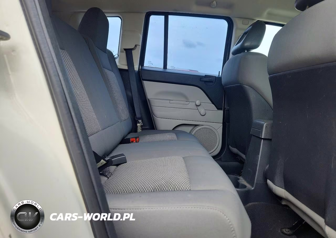 2007 Jeep Compass VIN:1J8FF47W57D205271 - 11