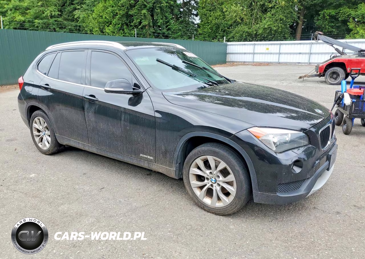 2013 BMW X1 xDrive28I VIN:WBAVL1C50DVR91832 - 4
