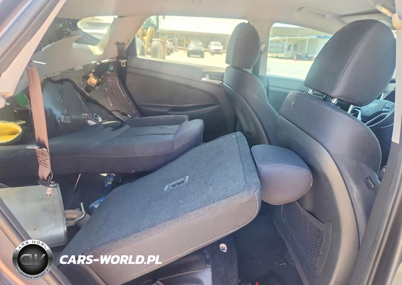 2019 Hyundai Tucson Value VIN:KM8J33A45KU062600 - 11