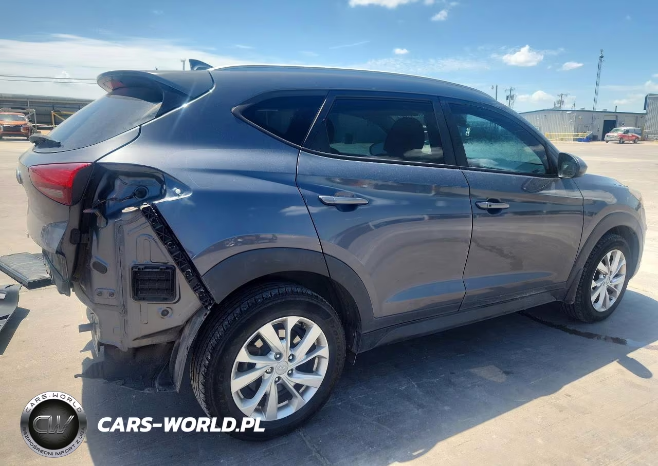 2019 Hyundai Tucson Value VIN:KM8J33A45KU062600 - 3