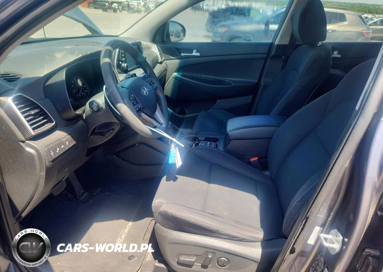 2019 Hyundai Tucson Value VIN:KM8J33A45KU062600 - 7