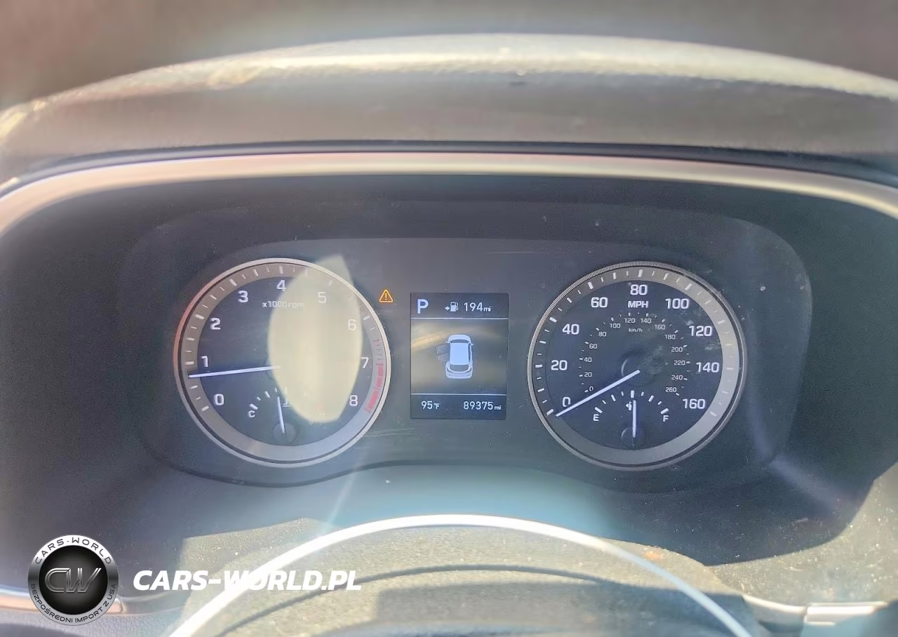 2019 Hyundai Tucson Value VIN:KM8J33A45KU062600 - 9