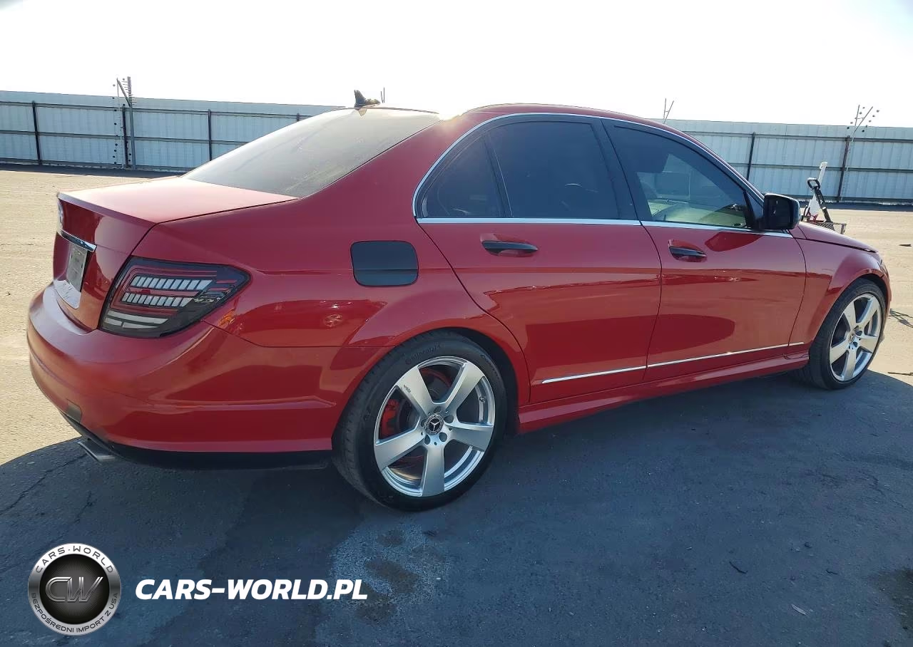2008 Mercedes-Benz C 300 4Matic VIN:WDDGF81X88F061912 - 3