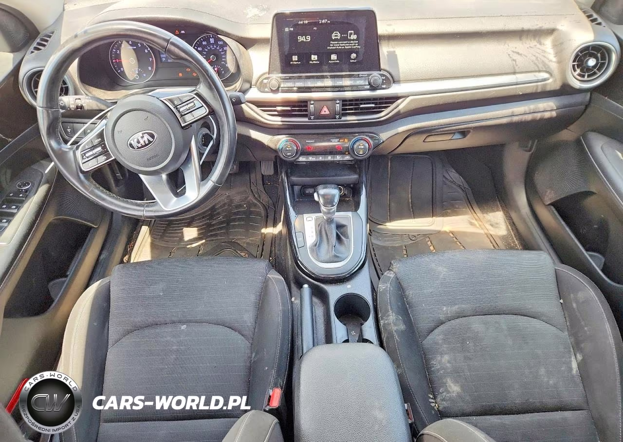 2019 Kia Forte S VIN:3KPF34AD5KE118047 - 8