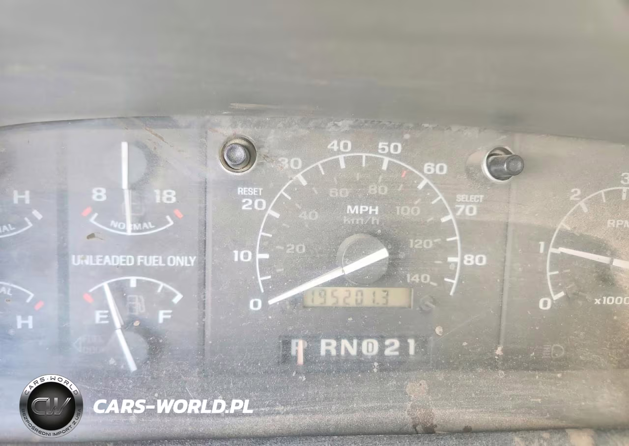 1993 Ford F250 VIN:1FTHX26G7PKB40379 - 9