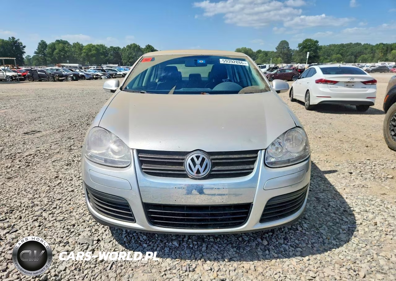 2010 Volkswagen Jetta Wolfsburg VIN:3VWRJ7AJ8AM019718 - 5